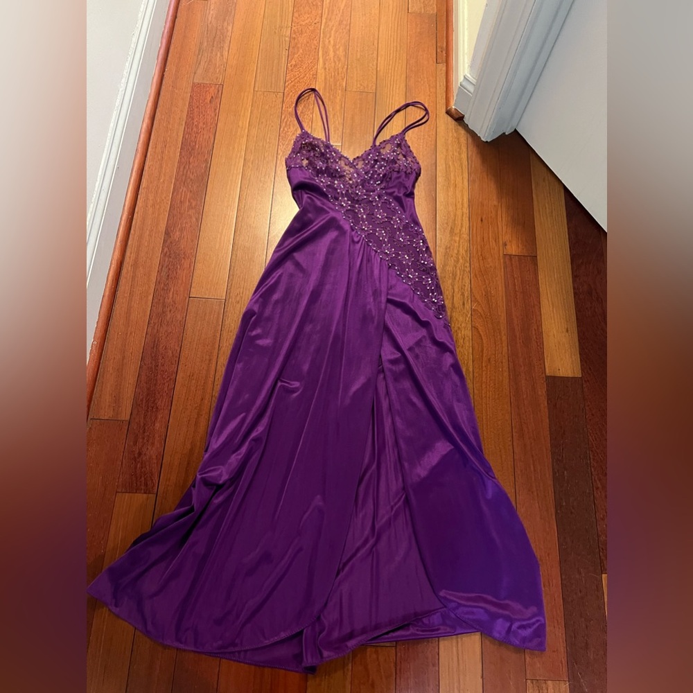 Vintage Fredericks of Hollywood satin stretch nightgown